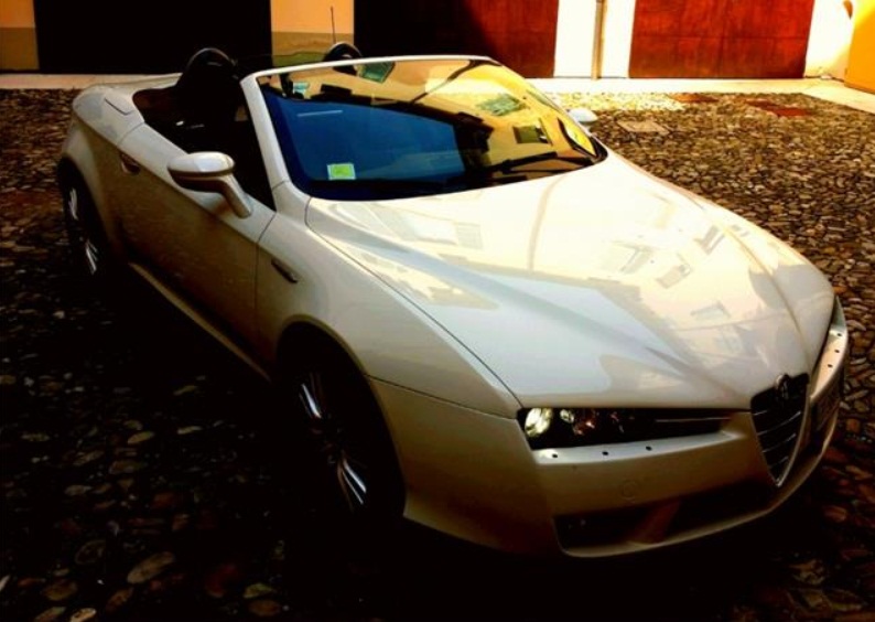 LHD ALFA ROMEO SPIDER